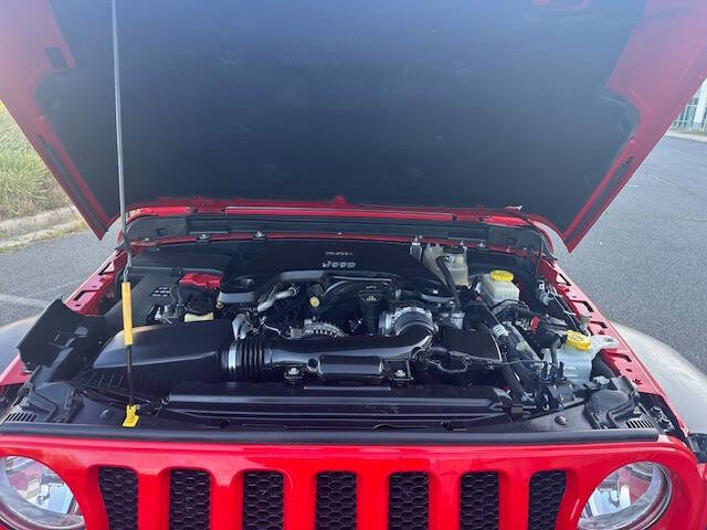 Used 2018 Jeep Wrangler Unlimited Sport image 22