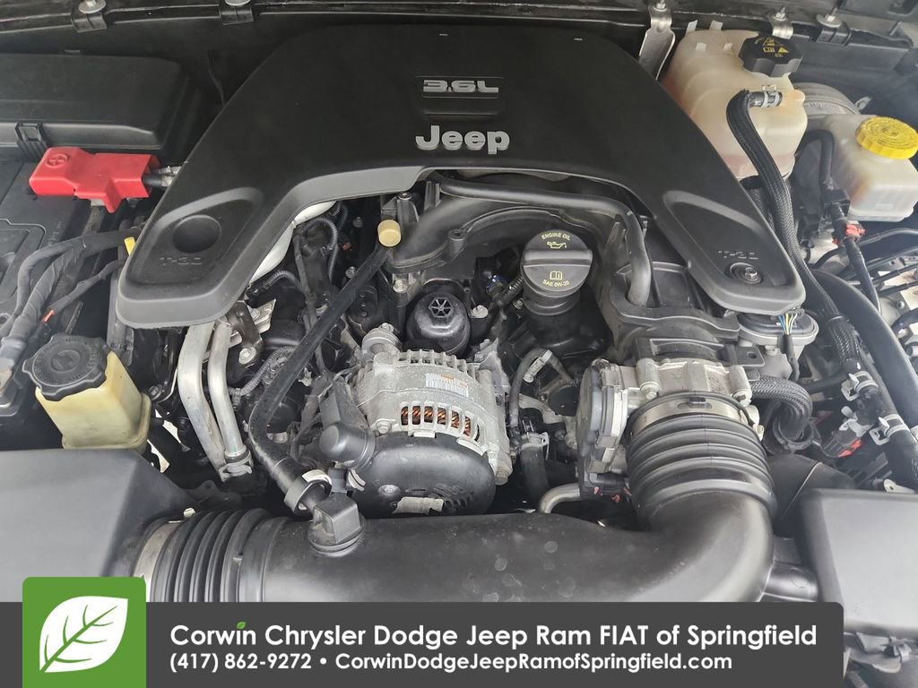 Certified 2018 Jeep Wrangler Unlimited Sahara w/ LED Lighting Group image 34