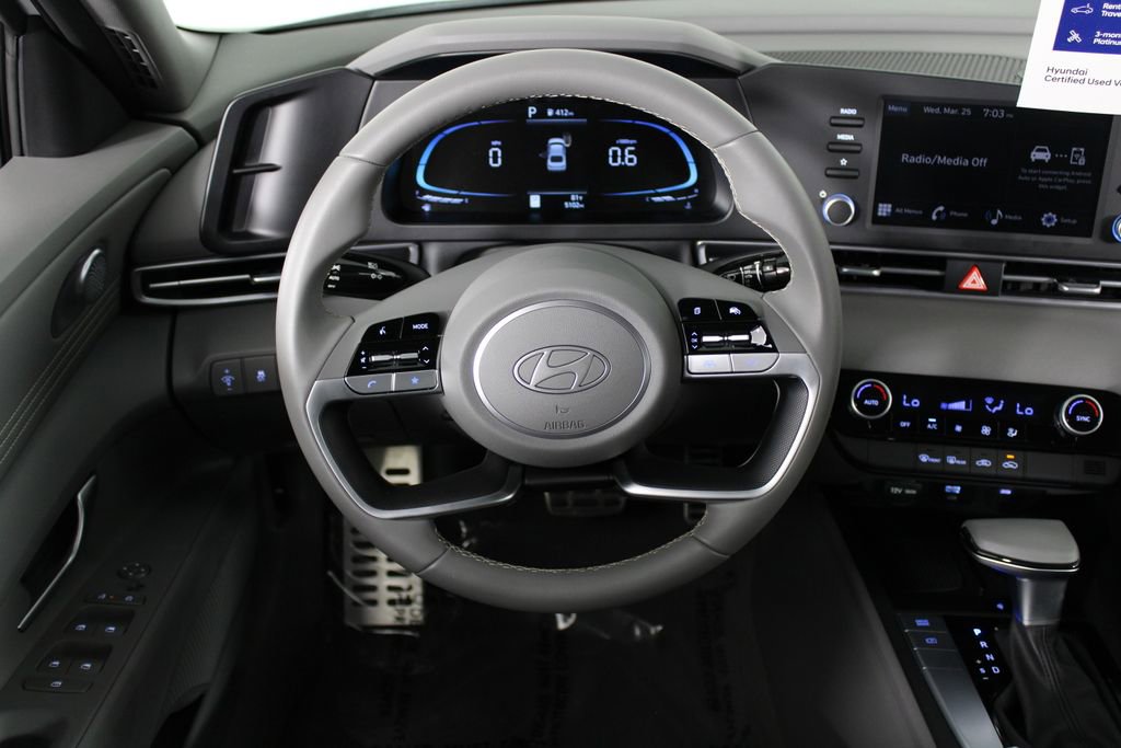 Used 2026 Hyundai Elantra Sport image 21