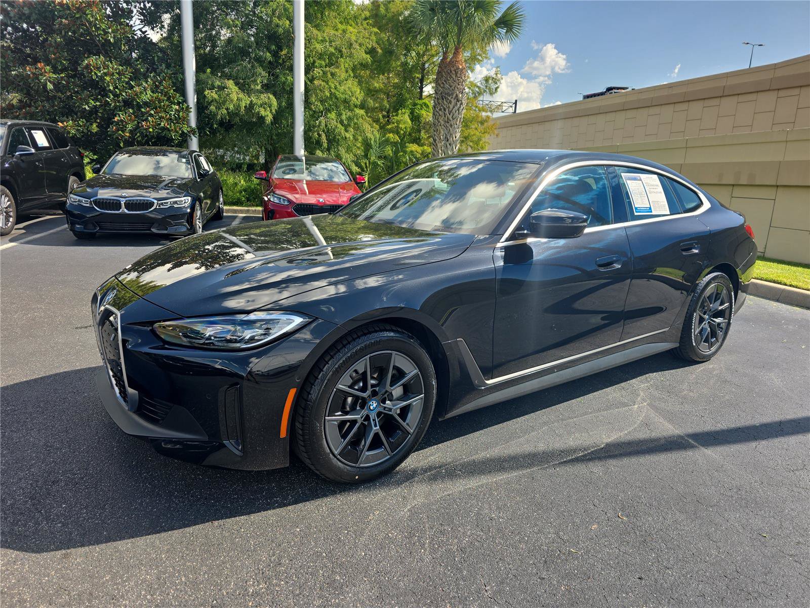 Used 2024 BMW i4 eDrive40 w/ Premium Package RWD image 5