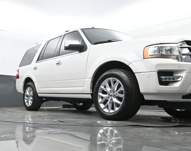 Used 2017 Ford Expedition Limited w/ Equipment Group 301A image 27