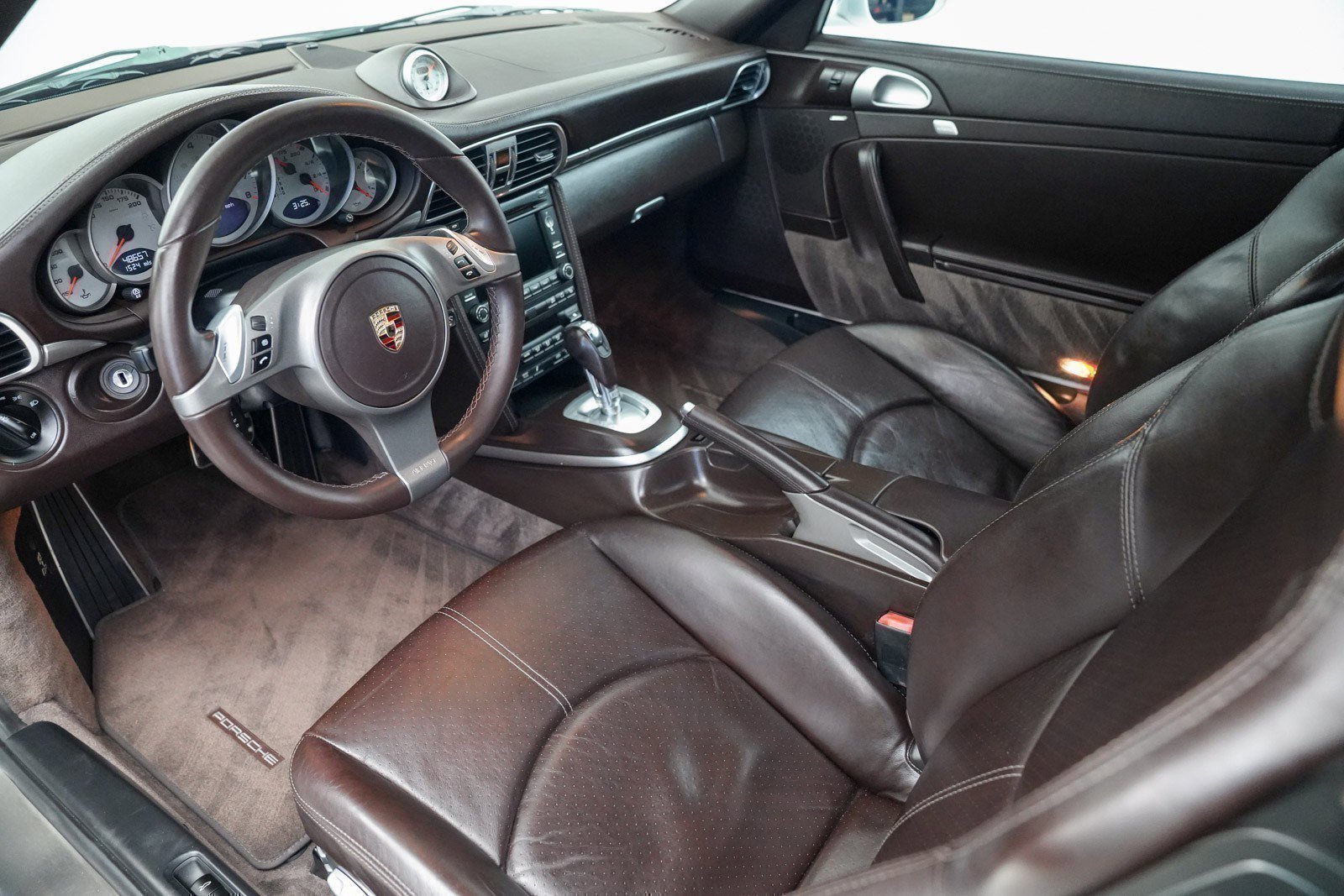 Used 2010 Porsche 911 Carrera S image 18