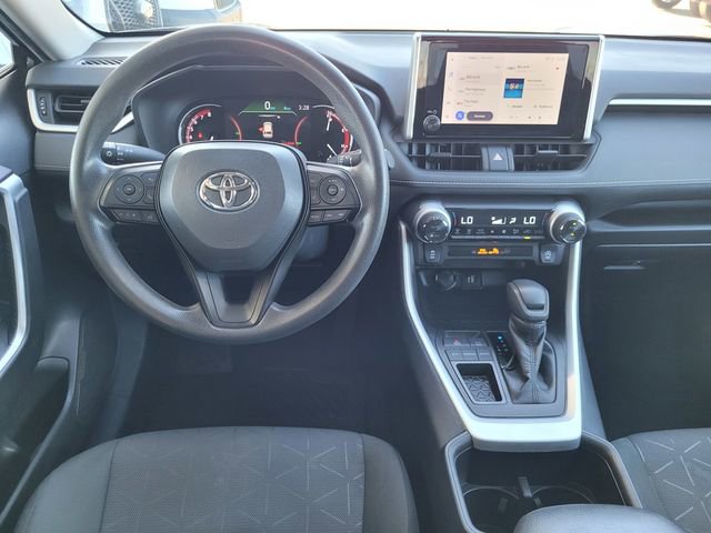 Used 2024 Toyota RAV4 XLE image 7
