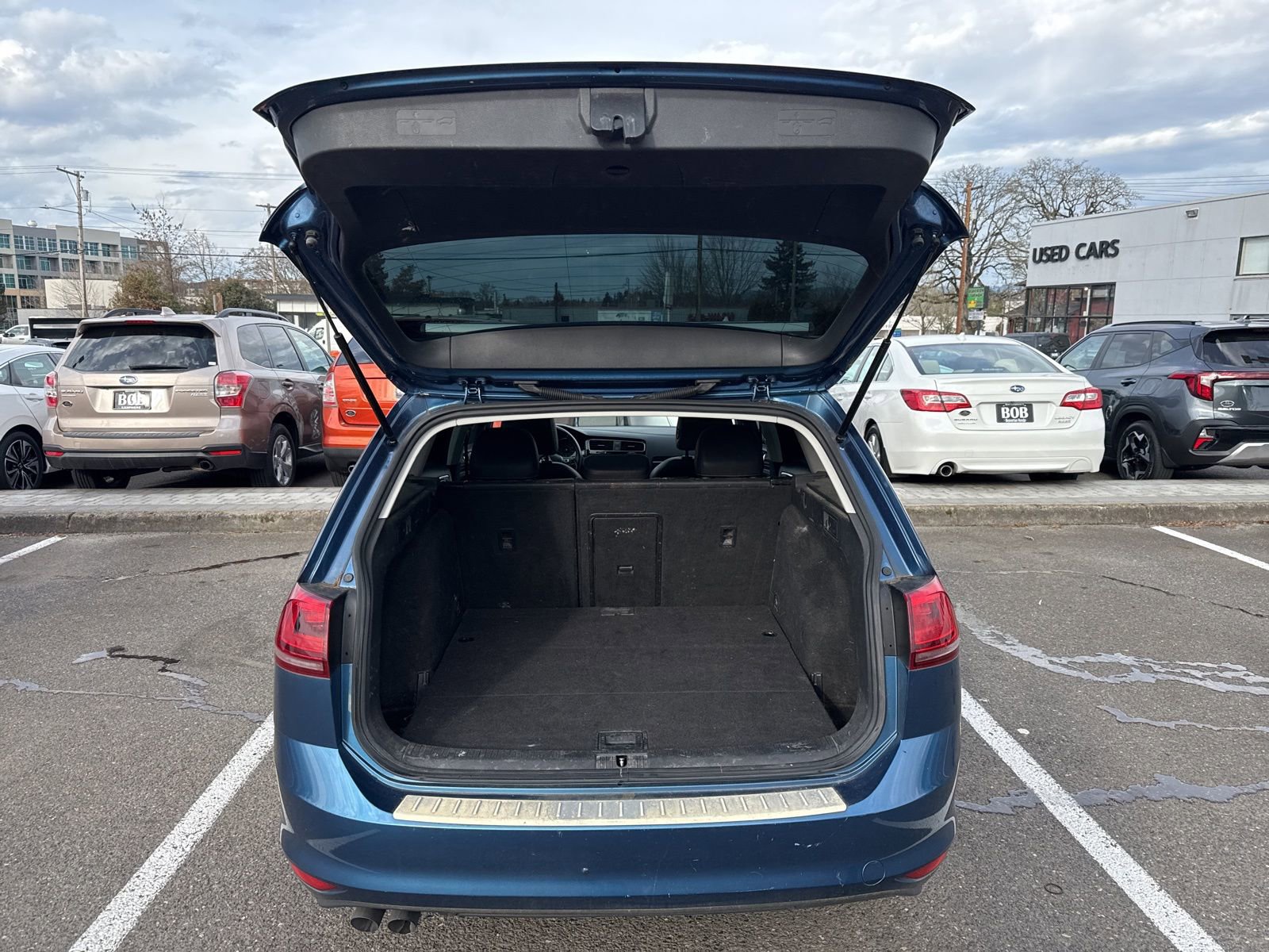 Used 2015 Volkswagen Golf TDI SEL w/ Lighting Package (SEL) image 6