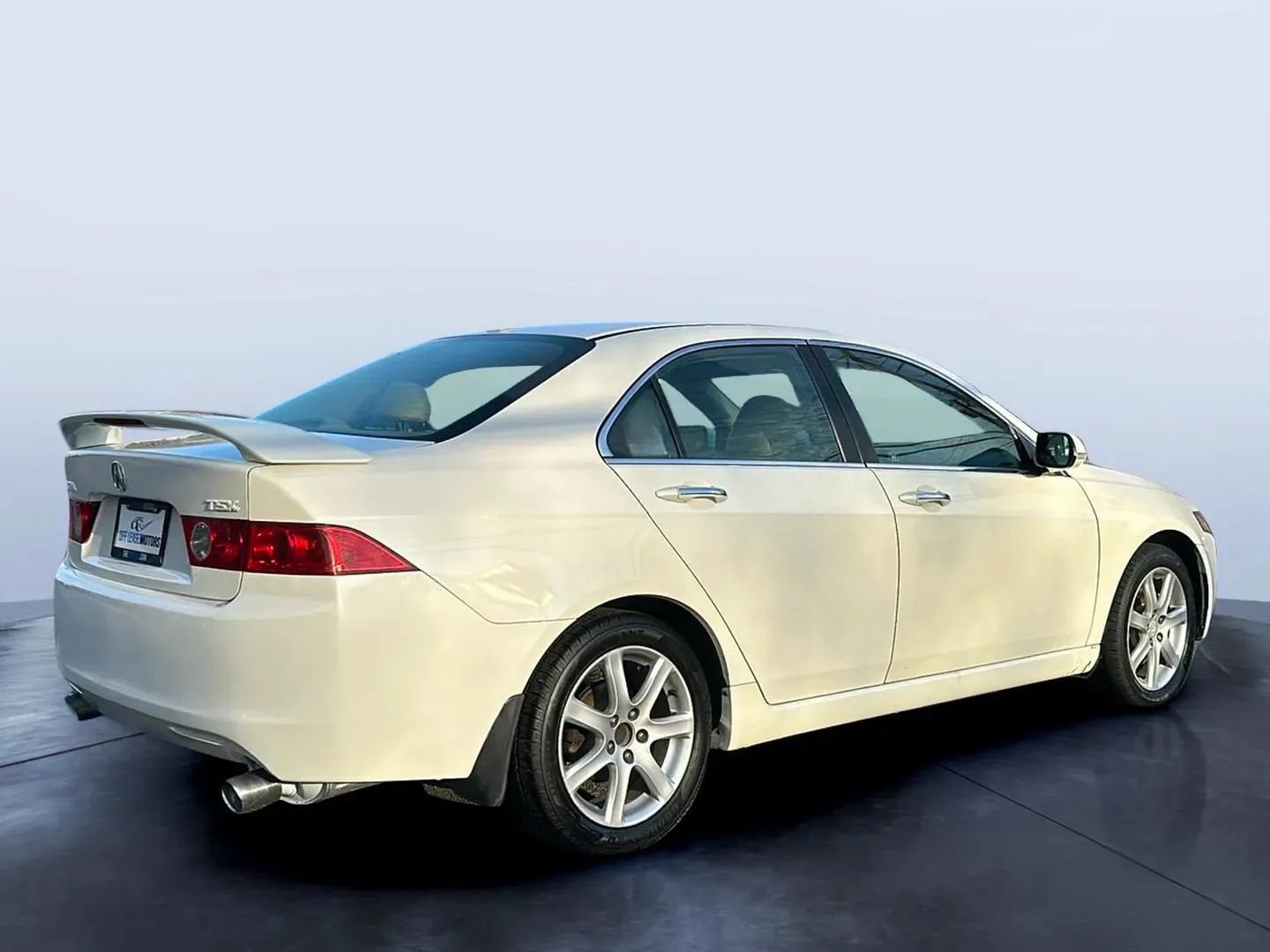 Used 2005 Acura TSX FWD image 5