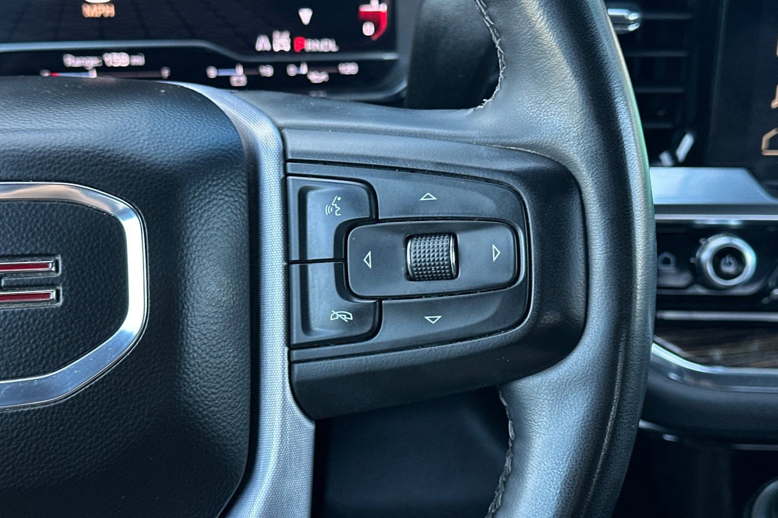 Used 2023 GMC Sierra 1500 Elevation w/ X31 Off-Road Package image 32