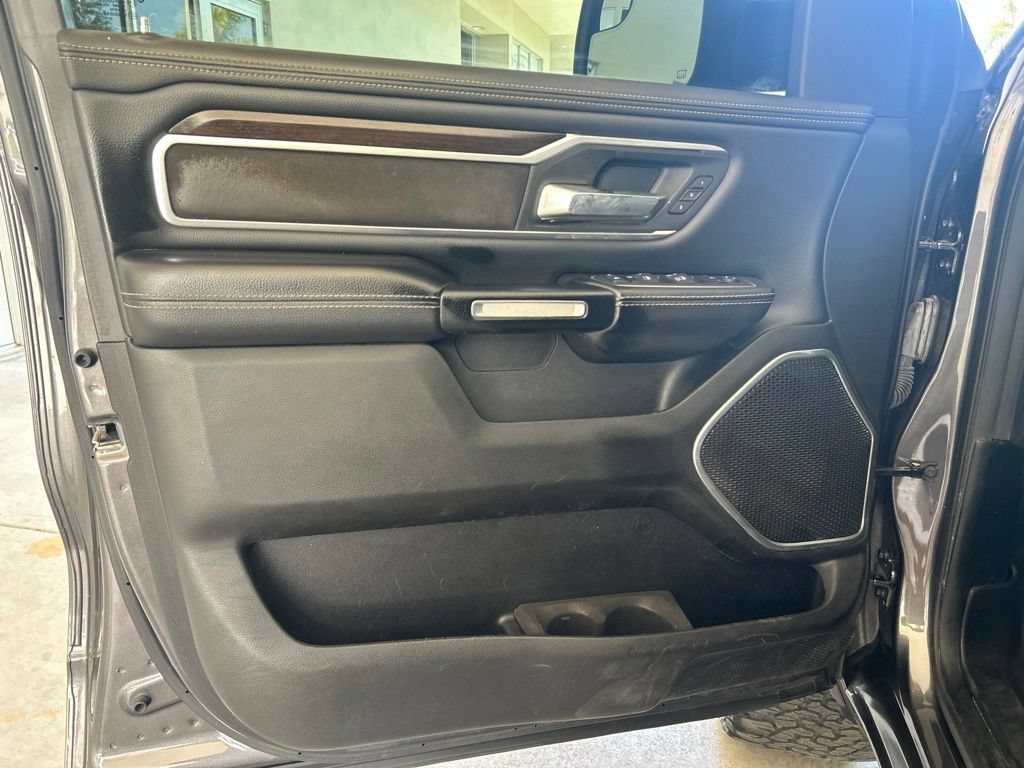 Used 2022 RAM 1500 Laramie AWD/4WD image 40