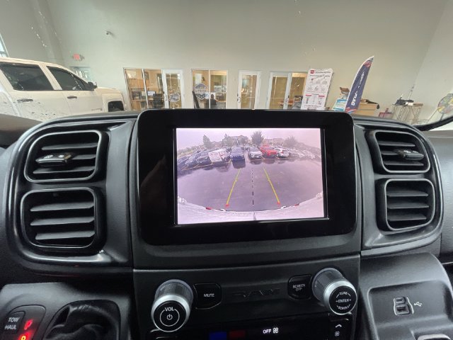 Used 2024 RAM ProMaster 2500 w/ Convenience Group FWD image 21