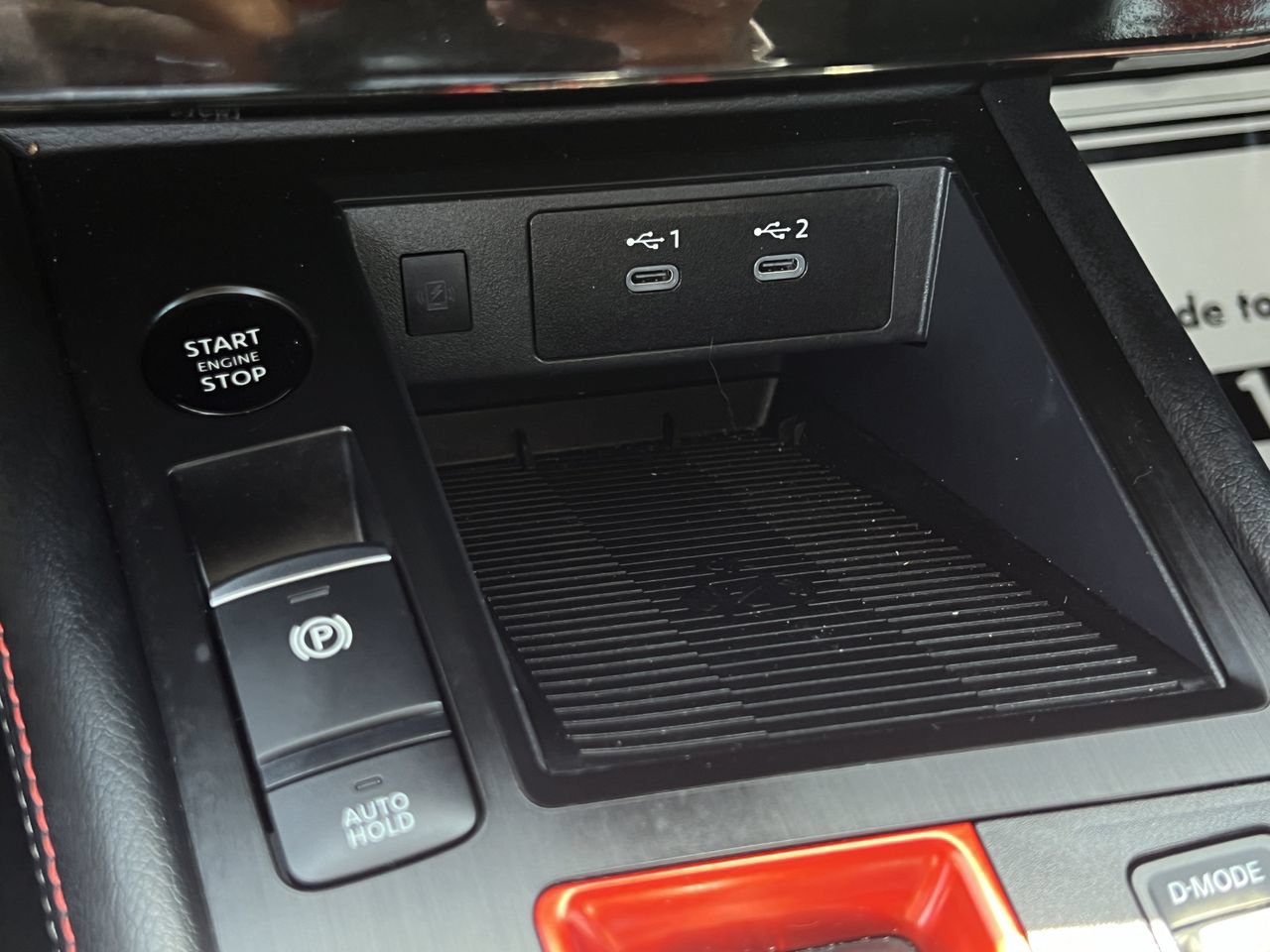 Certified 2026 Nissan Kicks SR FWD image 17