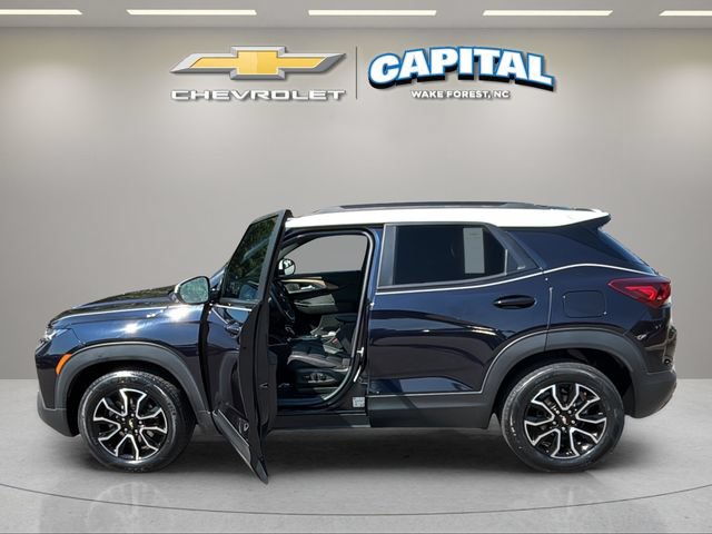 Used 2021 Chevrolet TrailBlazer ACTIV w/ Driver Confidence Package FWD image 9