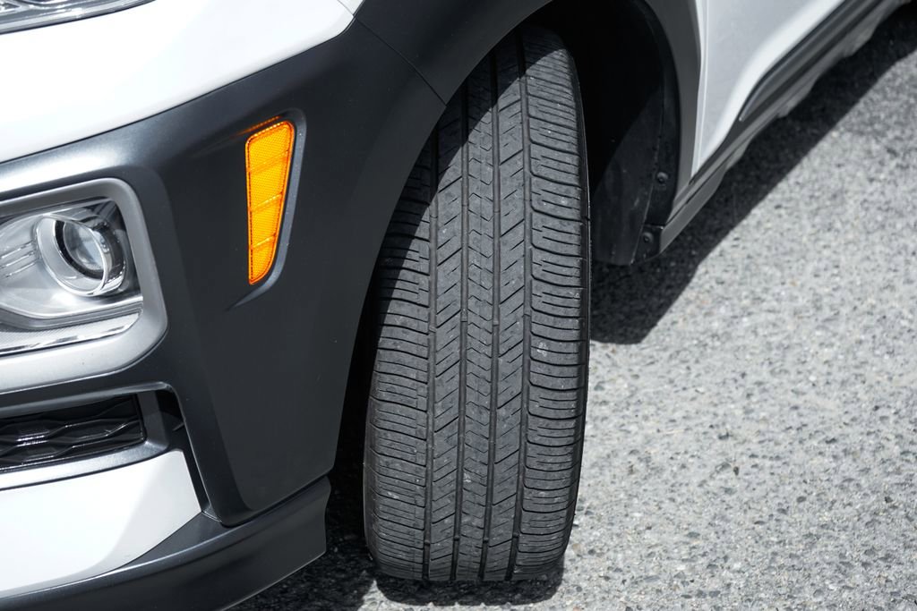 Used 2021 Hyundai Kona Limited FWD image 43