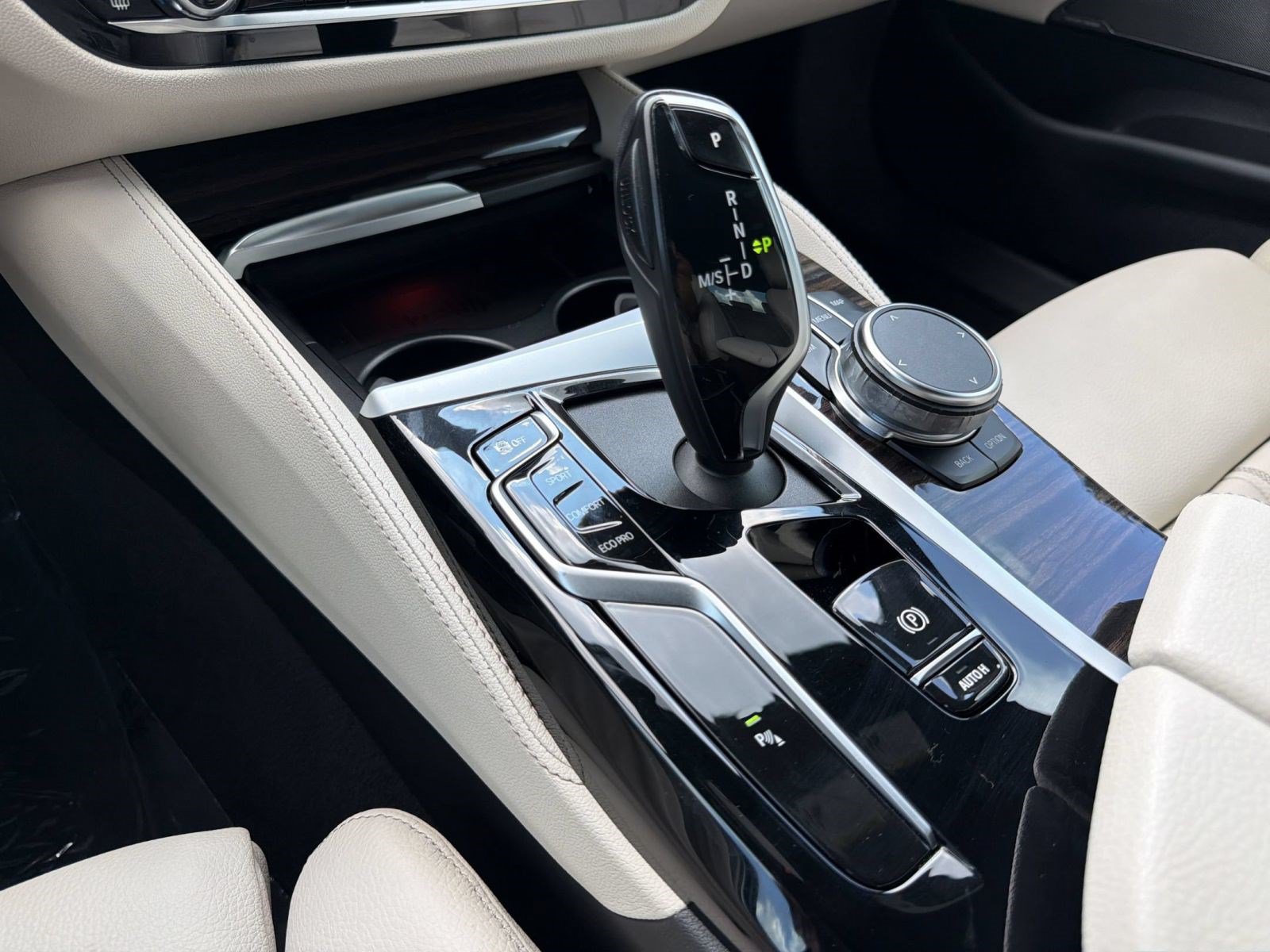 Certified 2023 BMW 540i w/ M Sport Package RWD image 17