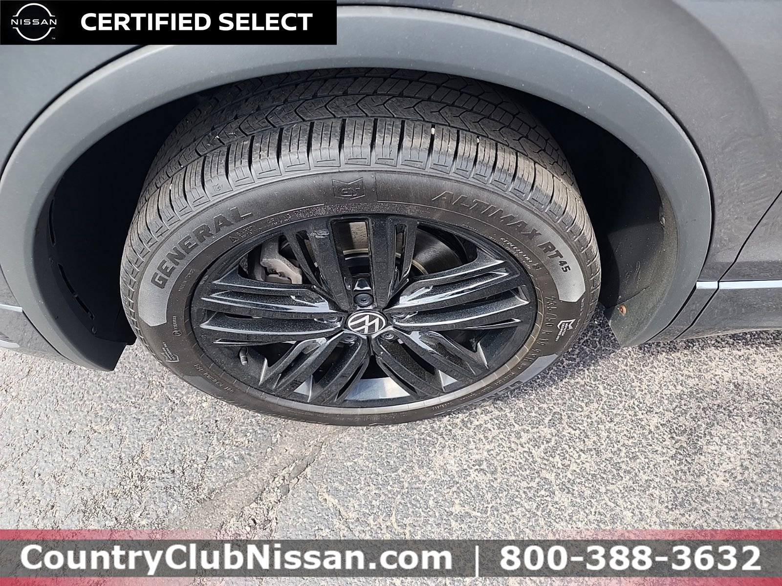 Used 2022 Volkswagen Tiguan SE R-Line AWD/4WD image 34