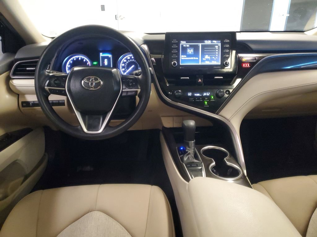 Used 2024 Toyota Camry LE w/ Convenience Package image 8