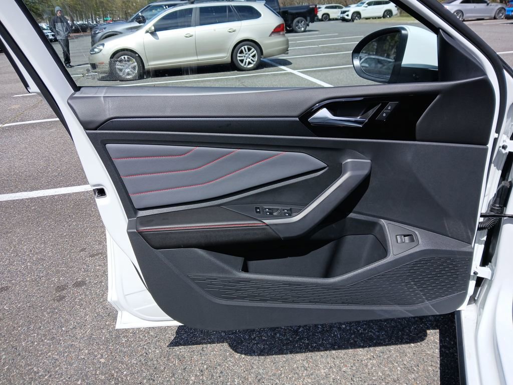 New 2026 Volkswagen Jetta GLI Autobahn FWD image 10