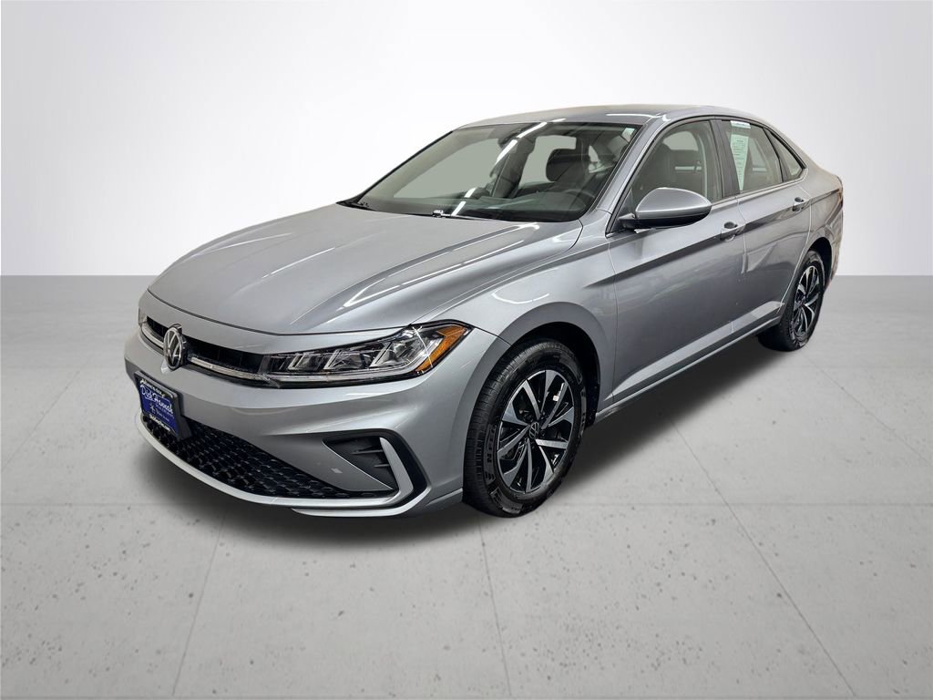 Used 2025 Volkswagen Jetta S image 2