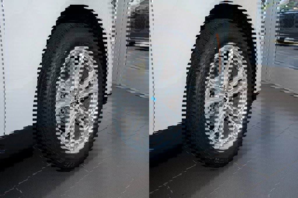 Used 2025 BMW X3 xDrive30i image 6