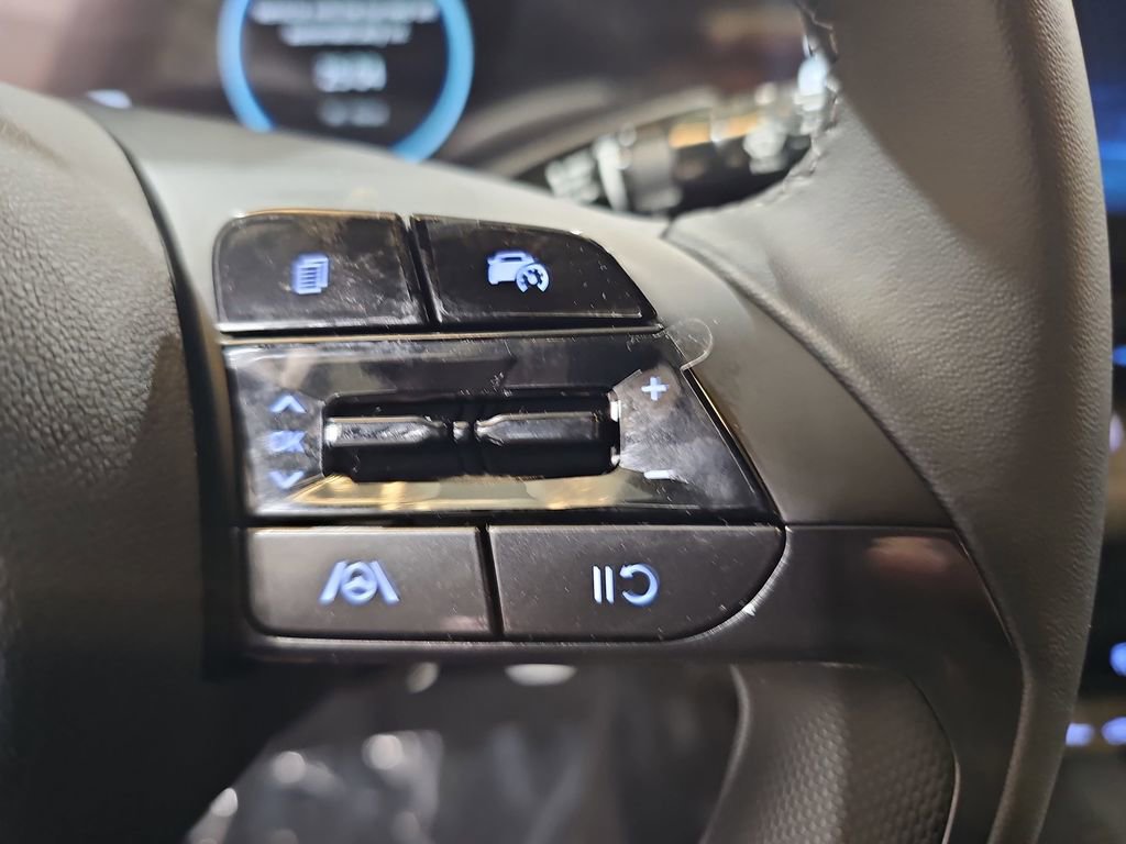 New 2026 Hyundai Elantra Sport image 16