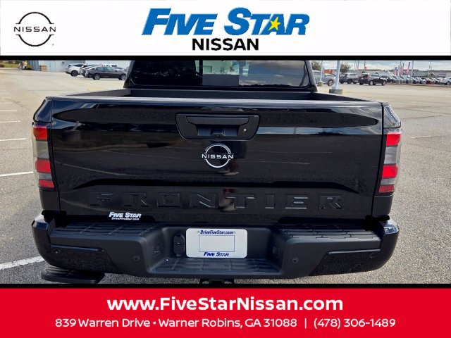 Used 2026 Nissan Frontier SV w/ All-Weather Content Package RWD image 10