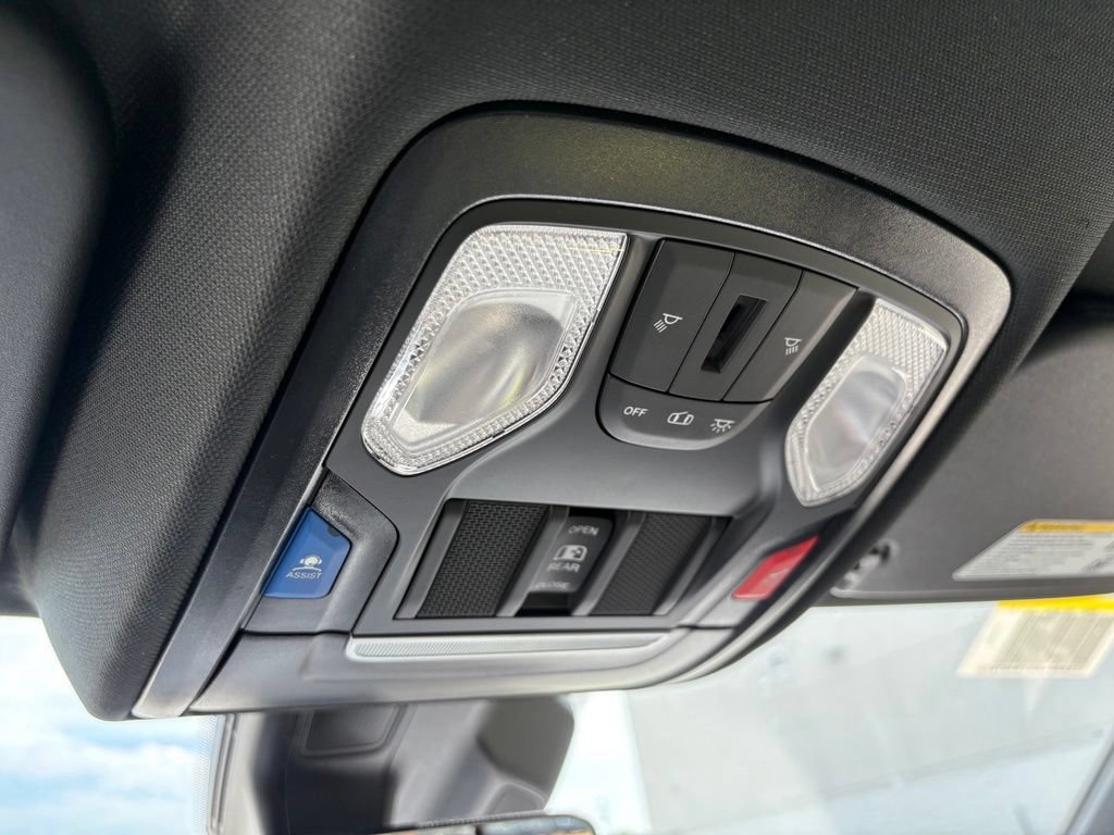 New 2026 RAM 1500 Express AWD/4WD image 19