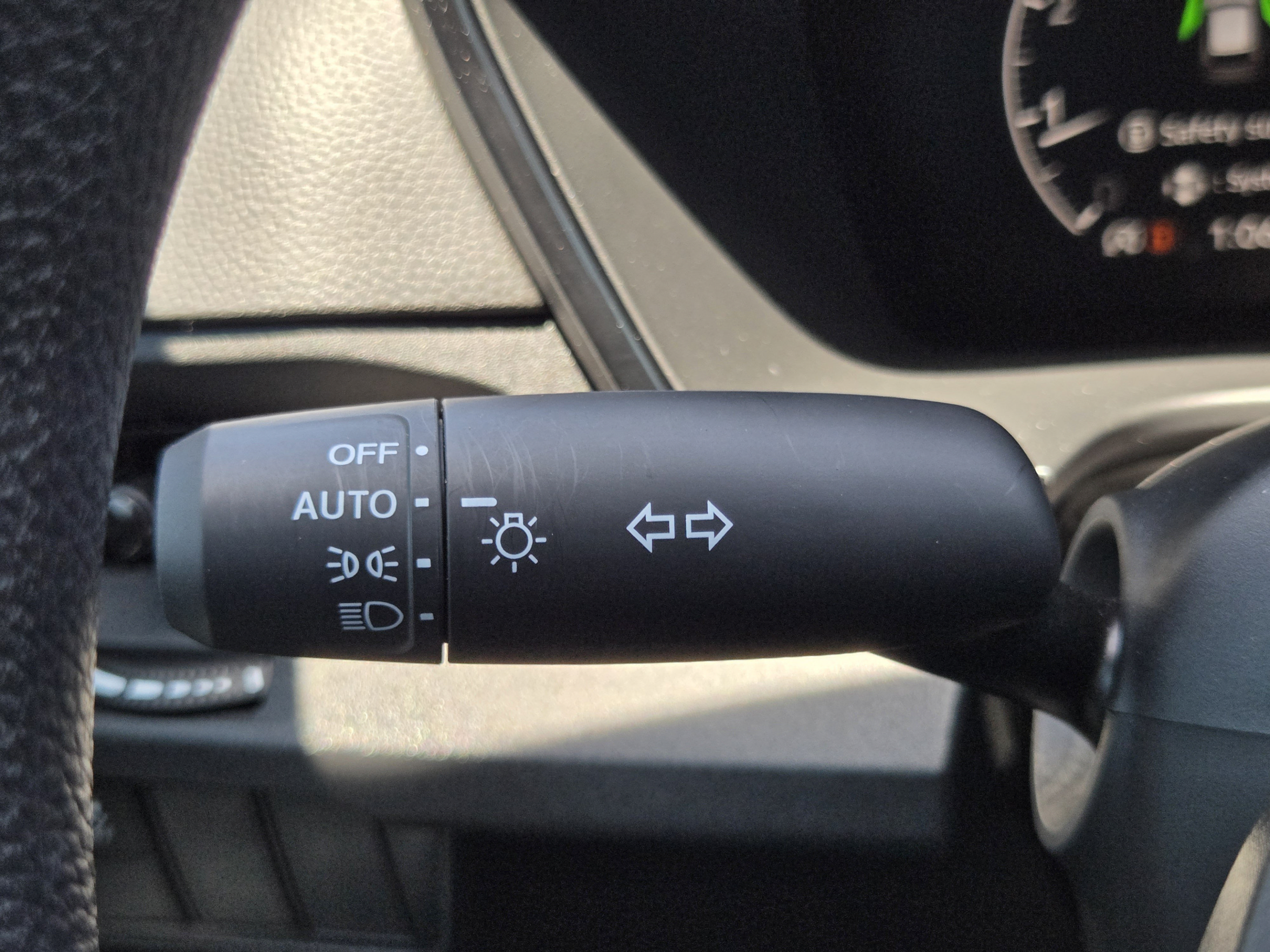 Certified 2025 Honda CR-V LX image 18