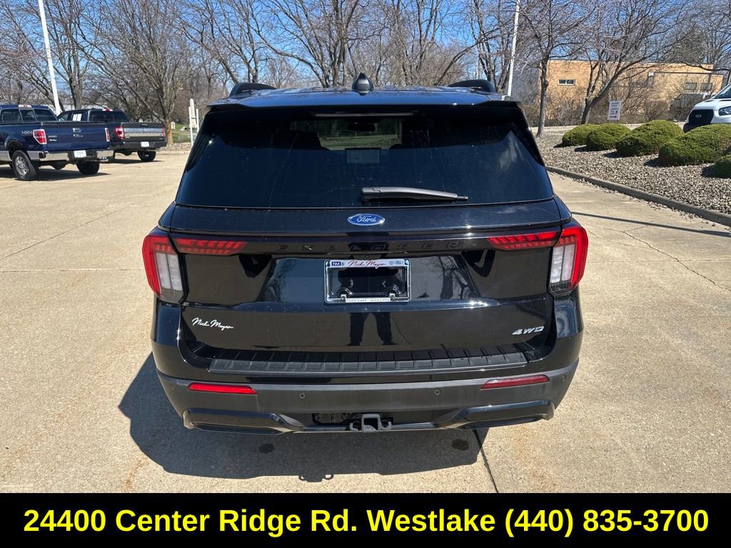 Used 2025 Ford Explorer ST-Line AWD/4WD image 6