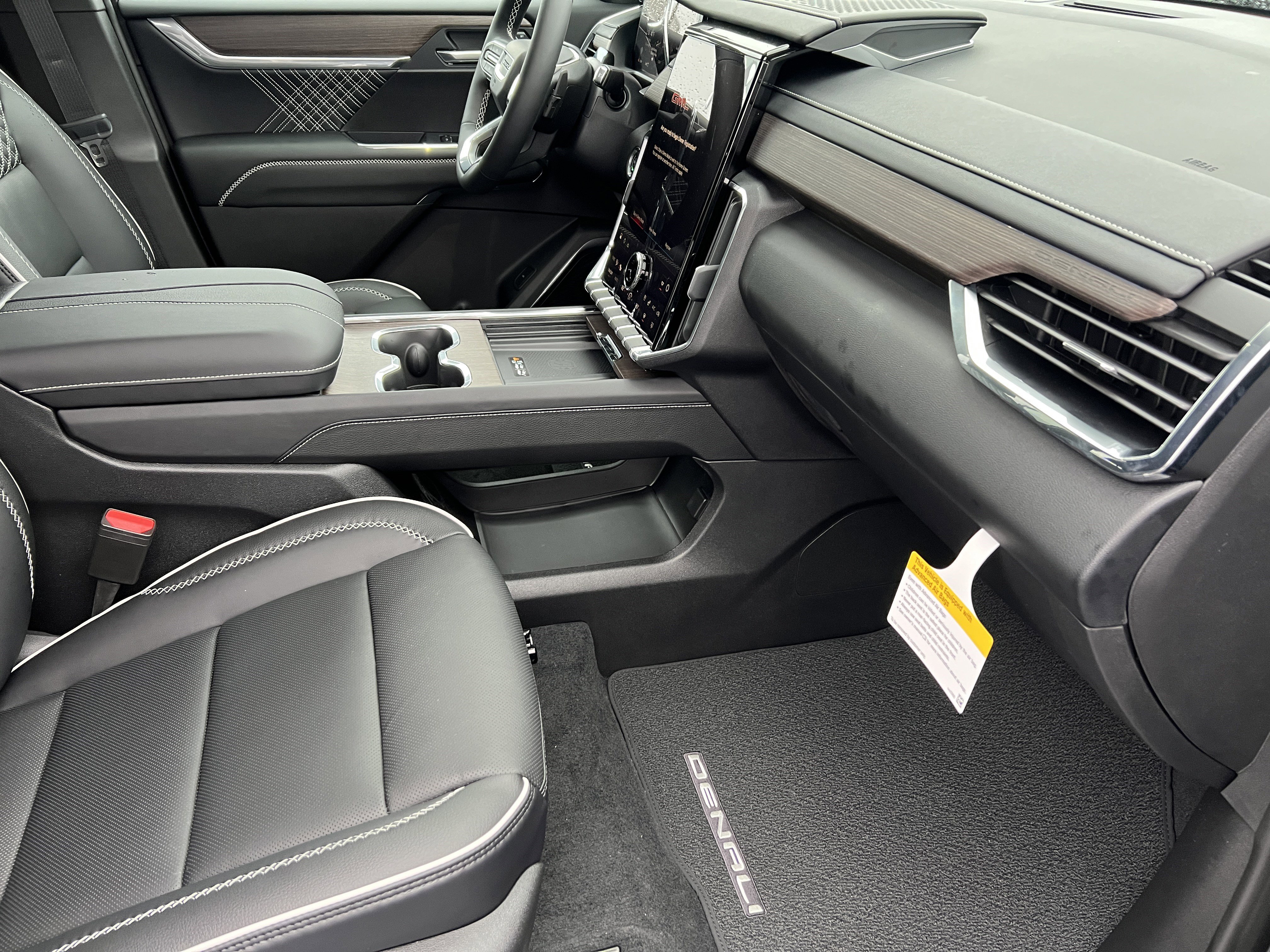 New 2026 GMC Acadia Denali w/ Super Cruise Package image 28