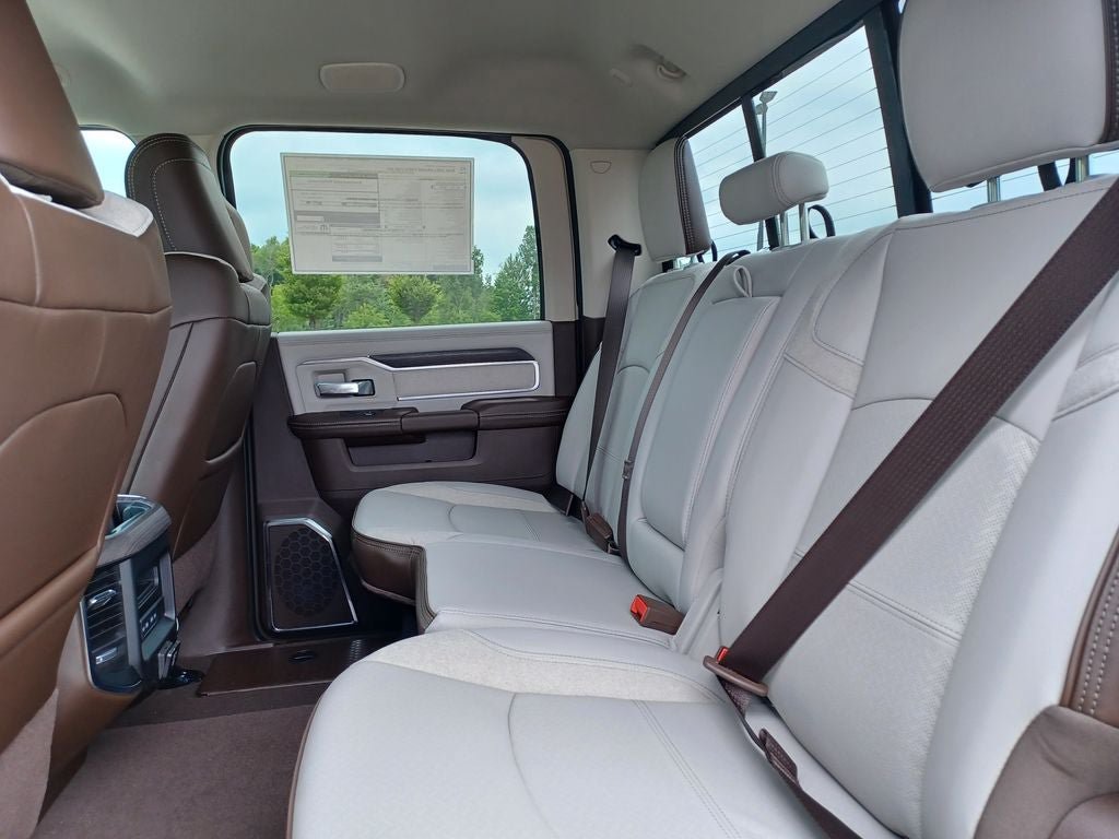 New 2026 RAM 2500 Laramie AWD/4WD image 27
