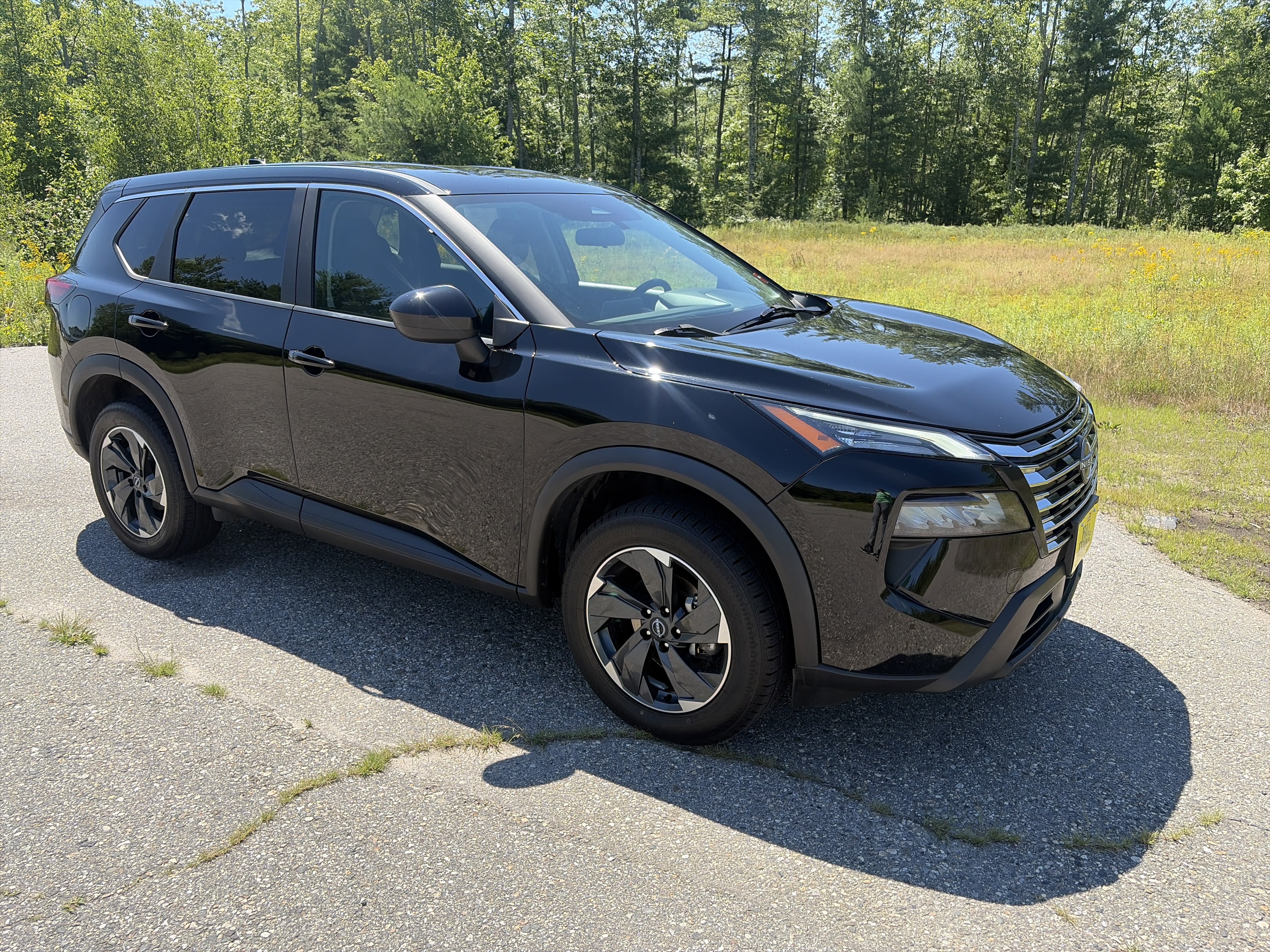 Certified 2024 Nissan Rogue SV AWD/4WD image 11