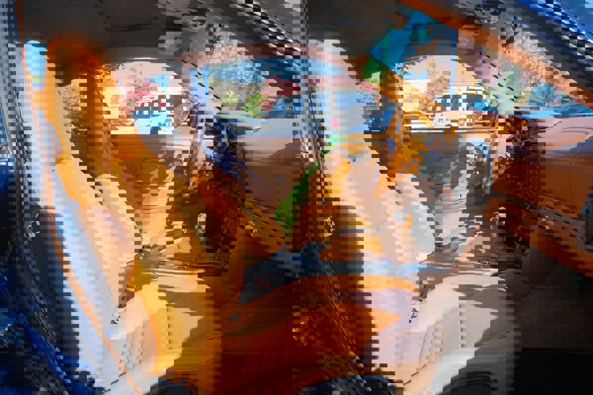 Used 2003 Porsche 911 Carrera 4S image 33