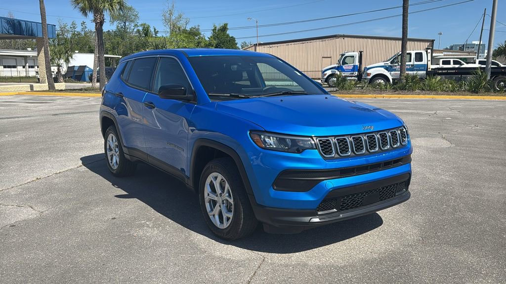 Used 2024 Jeep Compass Sport image 7