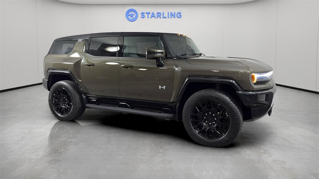 Certified 2025 GMC Hummer EV 2X w/ LPO, Cargo Utility Package image 12