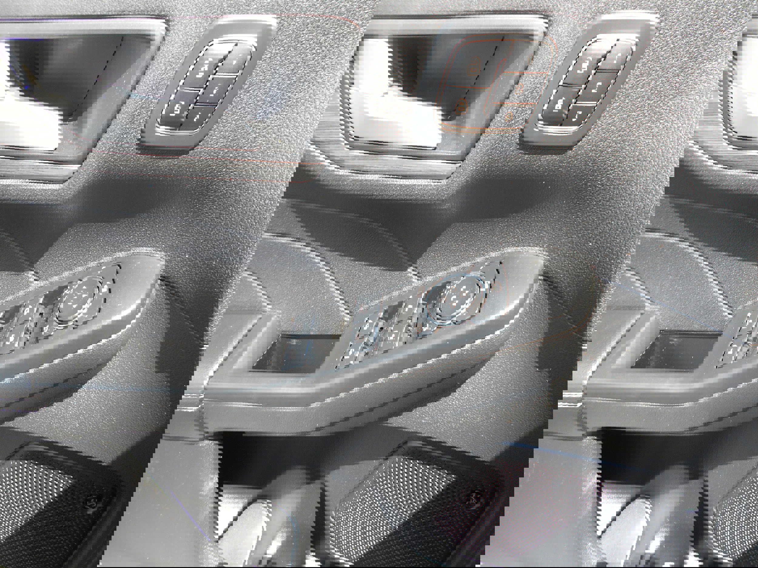 Used 2023 Ford Escape SE w/ PHEV Premium Package FWD image 5