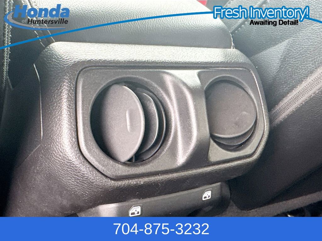 Used 2020 Jeep Gladiator Overland AWD/4WD image 28