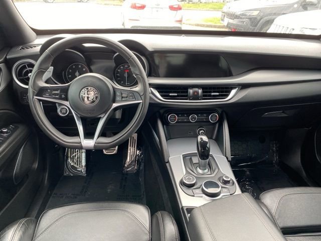 Used 2018 Alfa Romeo Stelvio Ti Sport image 7