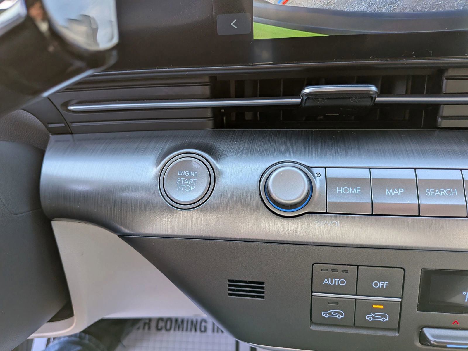 Used 2024 Hyundai Kona SEL image 50