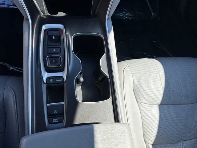 Used 2018 Honda Accord EX-L image 19