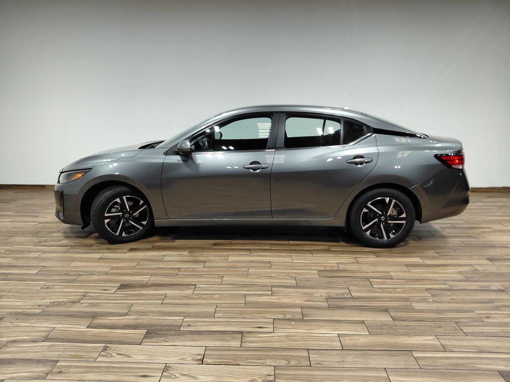 Used 2025 Nissan Sentra SV FWD image 15