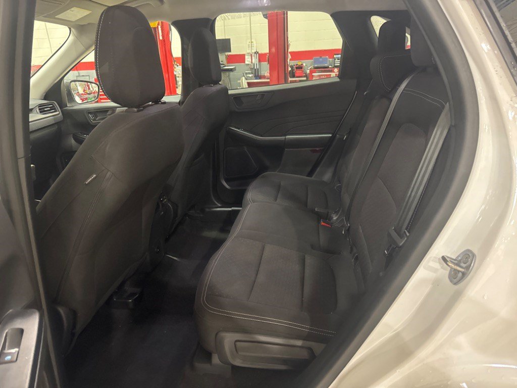 Used 2024 Ford Escape Active FWD image 9