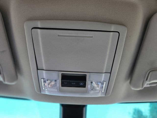 Used 2016 Ford Explorer Platinum image 26