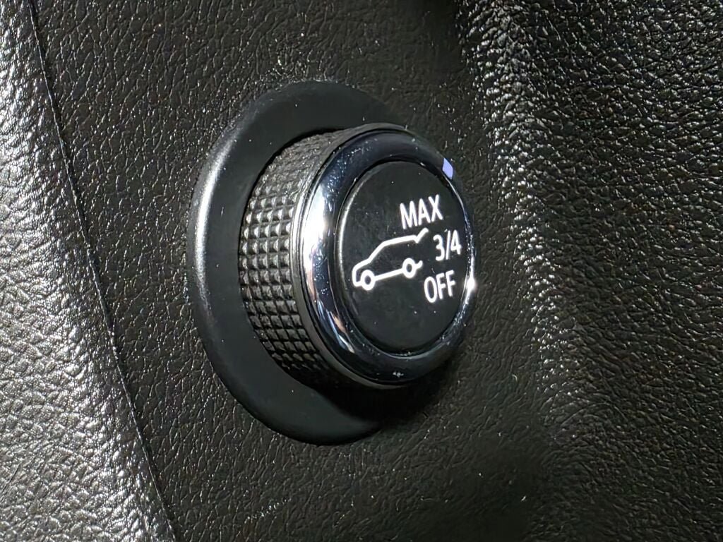 Used 2019 Cadillac XT4 Sport AWD/4WD image 21