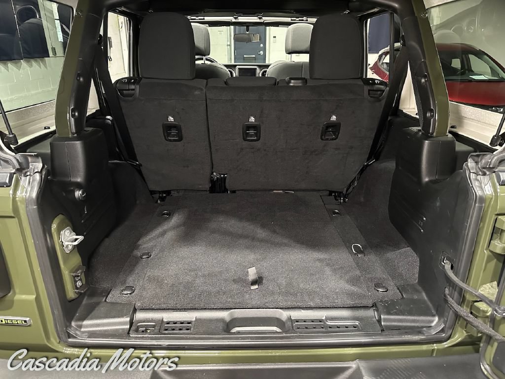 Used 2021 Jeep Wrangler Unlimited Sport AWD/4WD image 10