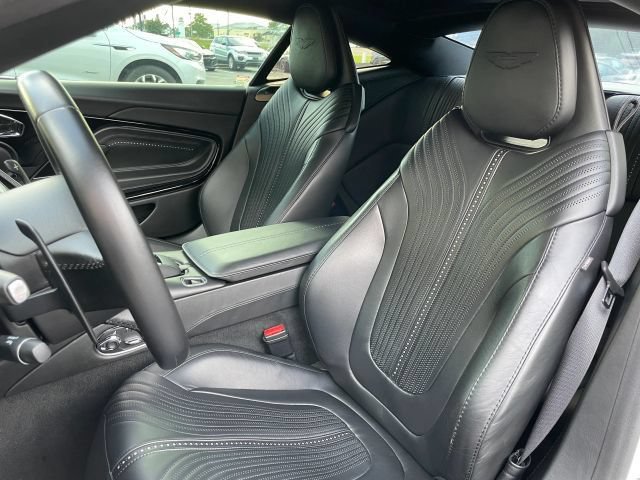Used 2017 Aston Martin DB11 V12 RWD image 29