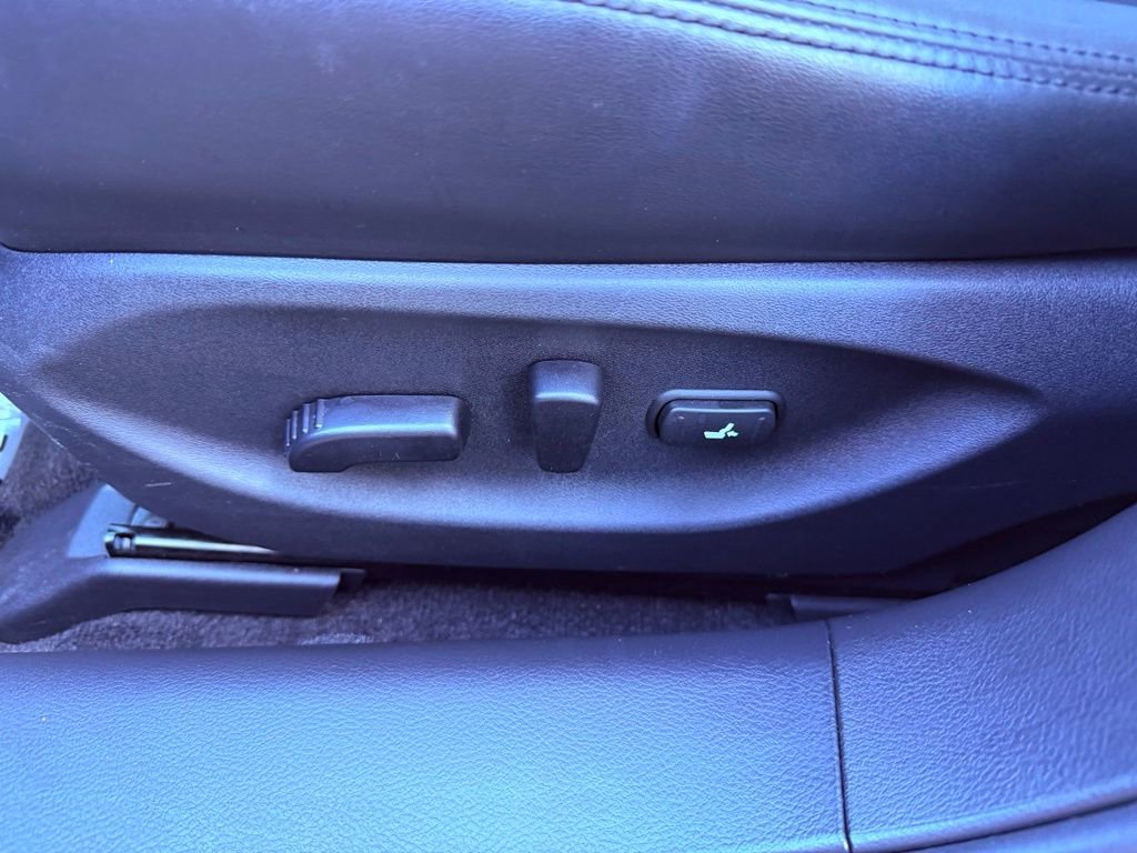 Used 2019 INFINITI Q50 Luxe w/ Essential Package (3.0T Luxe) image 19