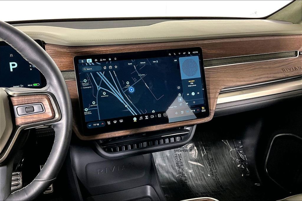 Used 2023 Rivian R1T Adventure image 6