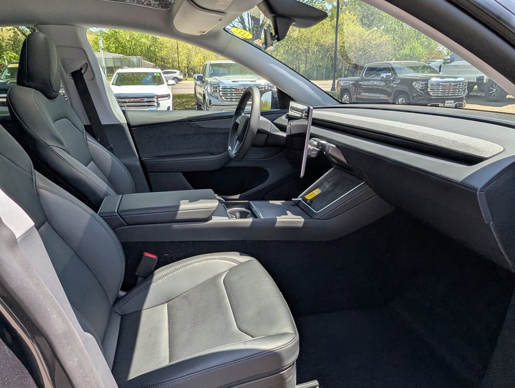 Used 2026 Tesla Model Y Long Range AWD/4WD image 16