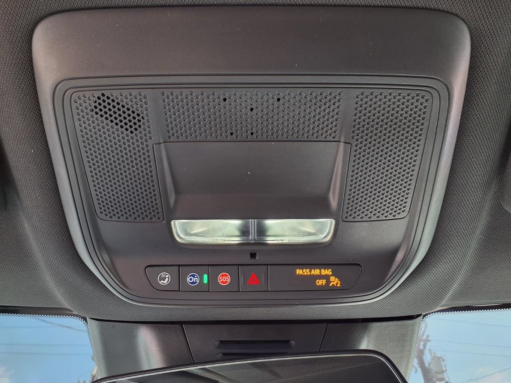 Certified 2024 Chevrolet Equinox EV LT FWD image 12