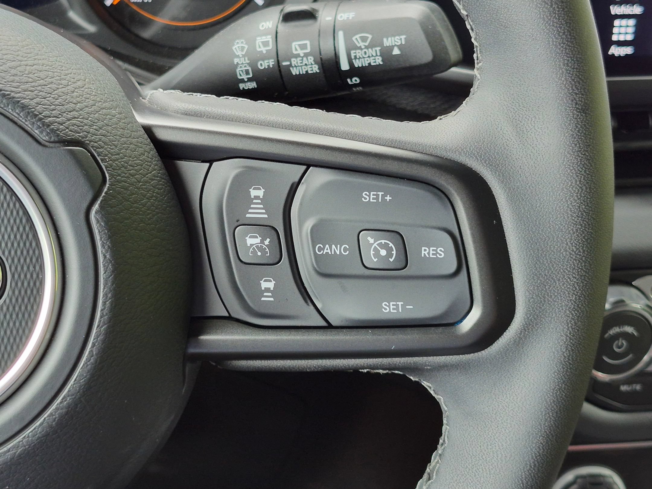Used 2026 Jeep Wrangler Unlimited Rubicon w/ Safety Group AWD/4WD image 8