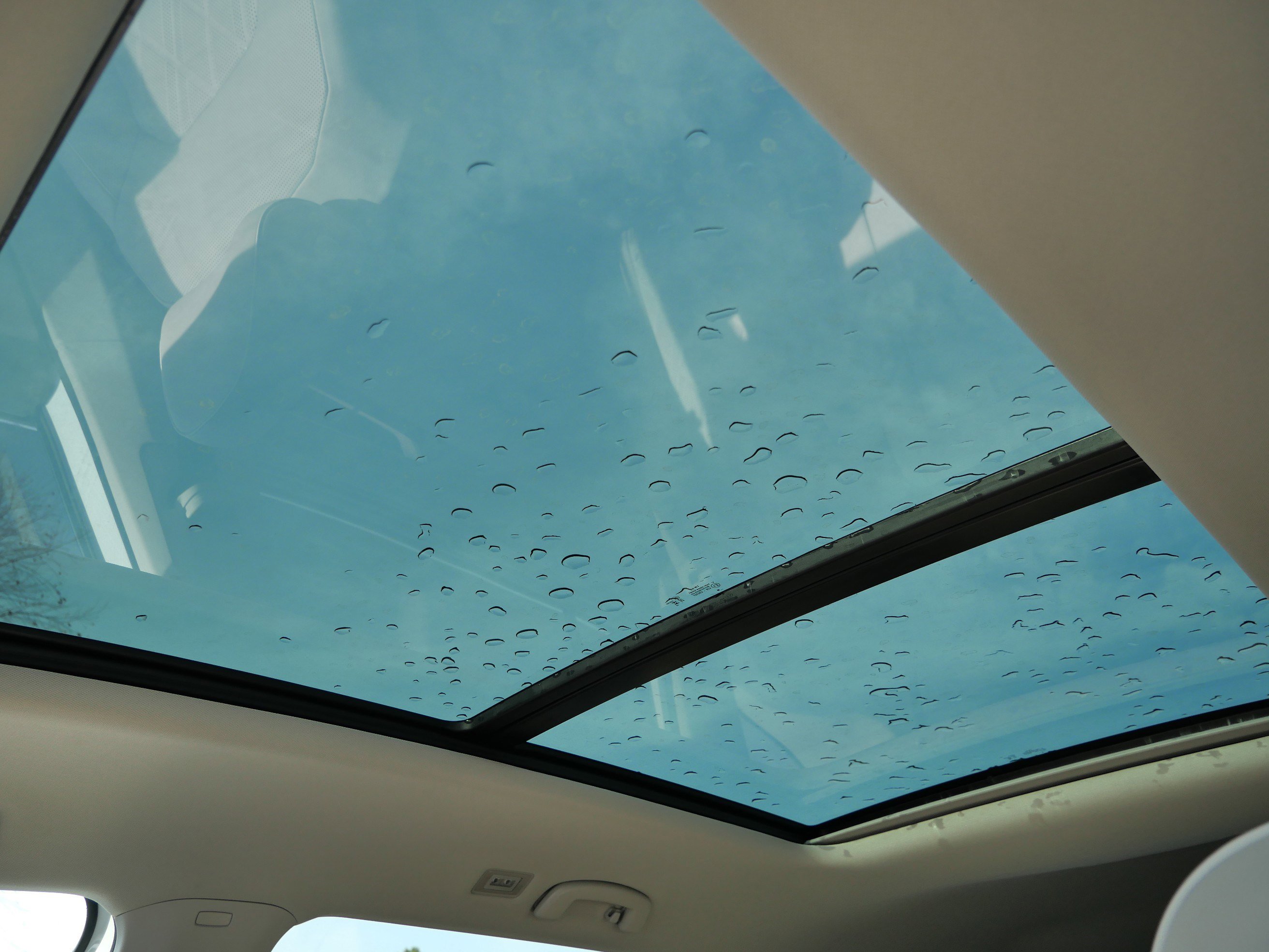 Certified 2024 Volkswagen Atlas SEL Premium R-Line image 34