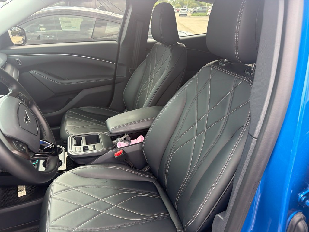 Used 2025 Ford Mustang Mach-E Select RWD image 9